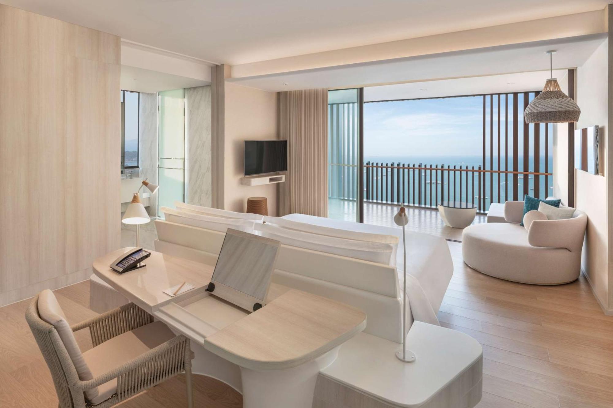 King Prestige Ocean Suite