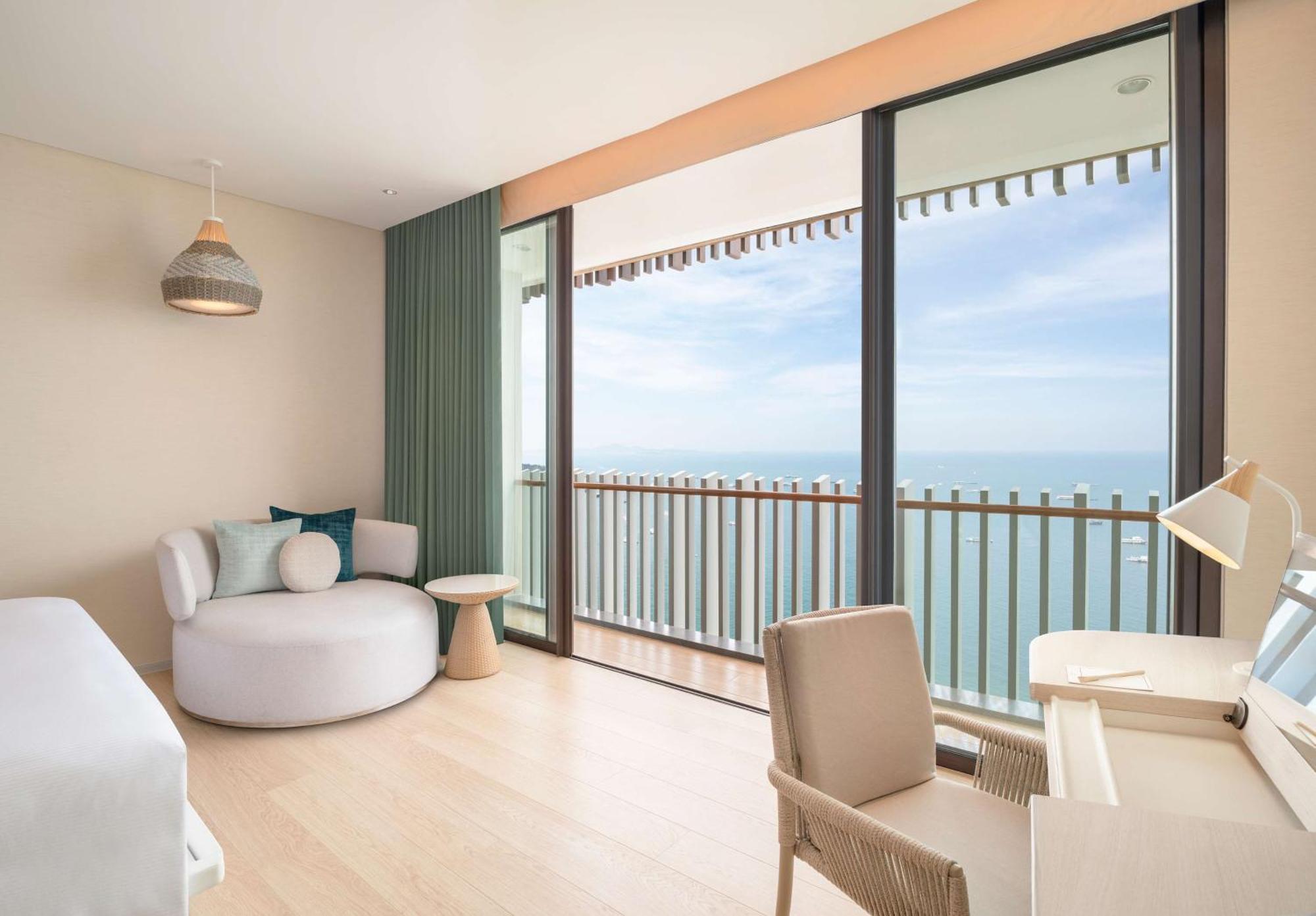 Executive King Room Ocean Front