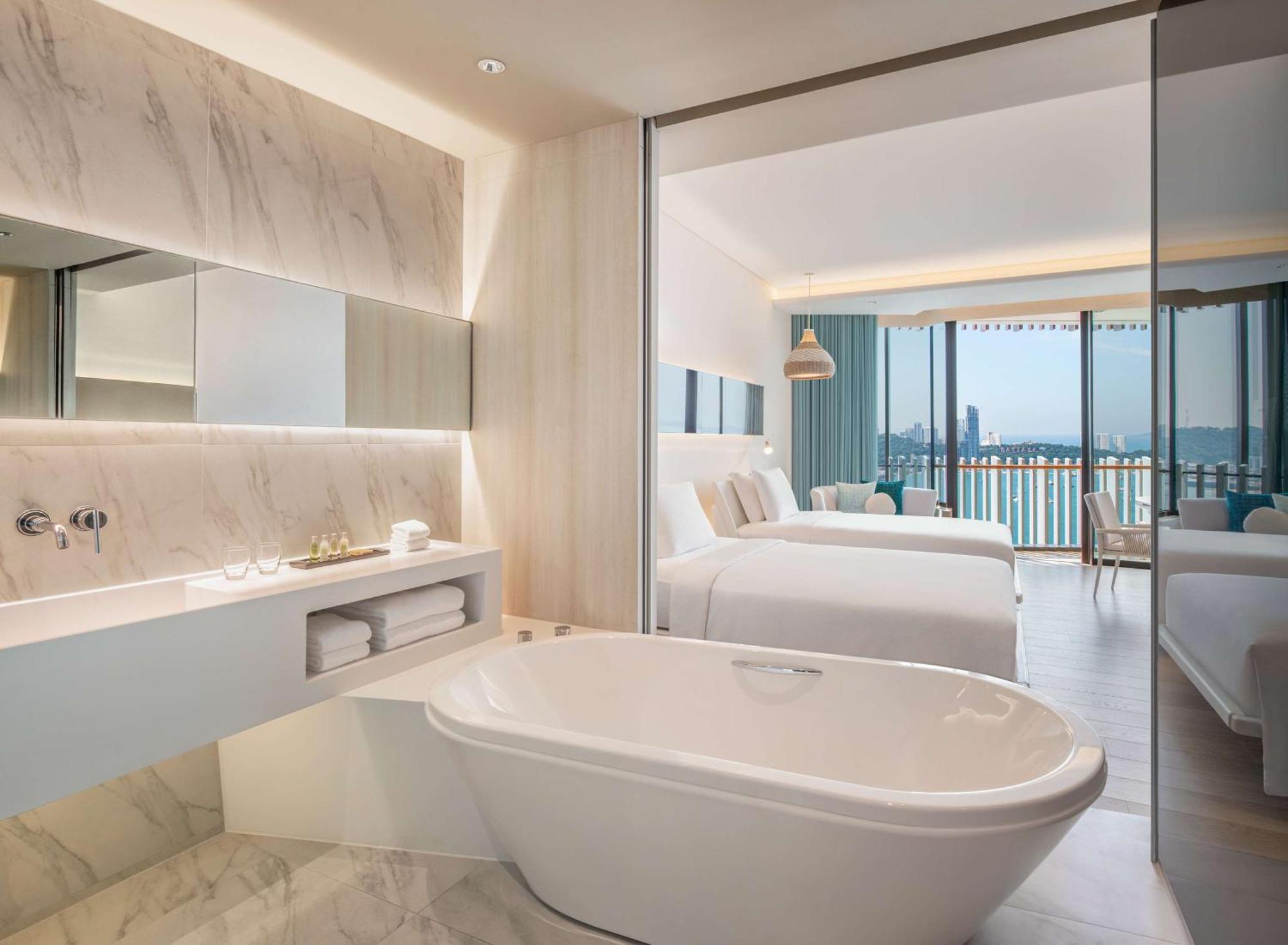 Deluxe Twin Room Plus Ocean View