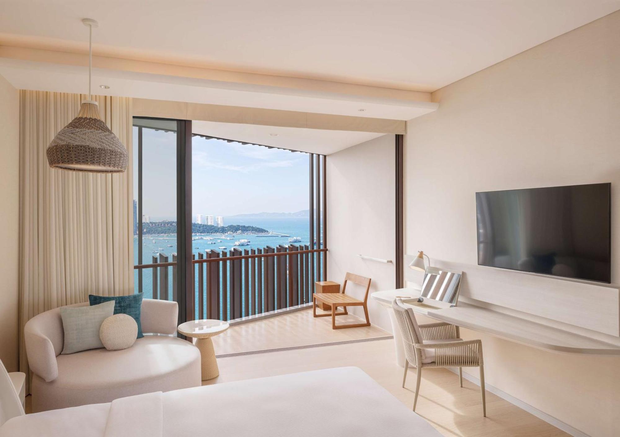Deluxe Twin Room Plus Ocean View