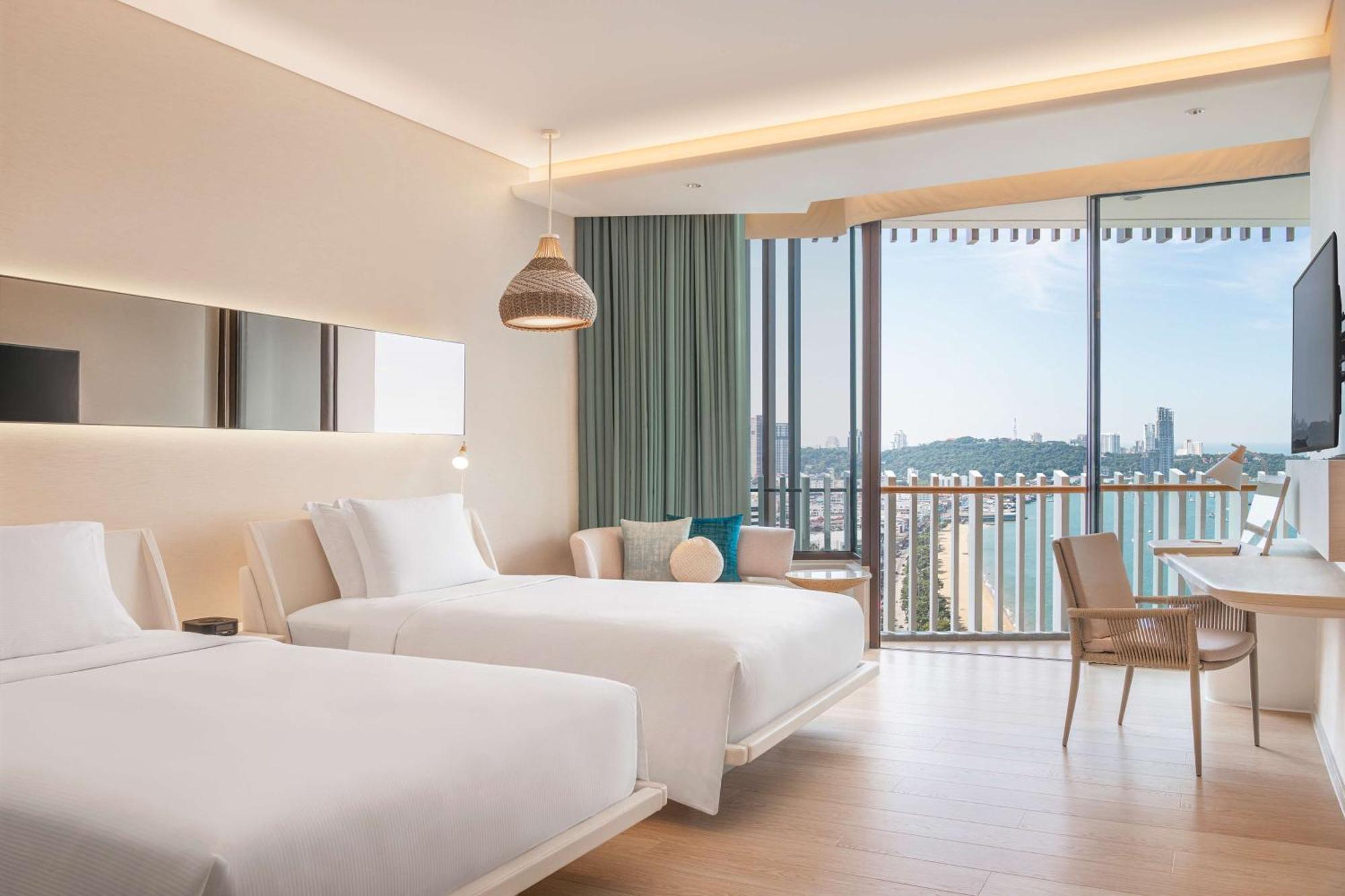 Deluxe Twin Room Plus Ocean View